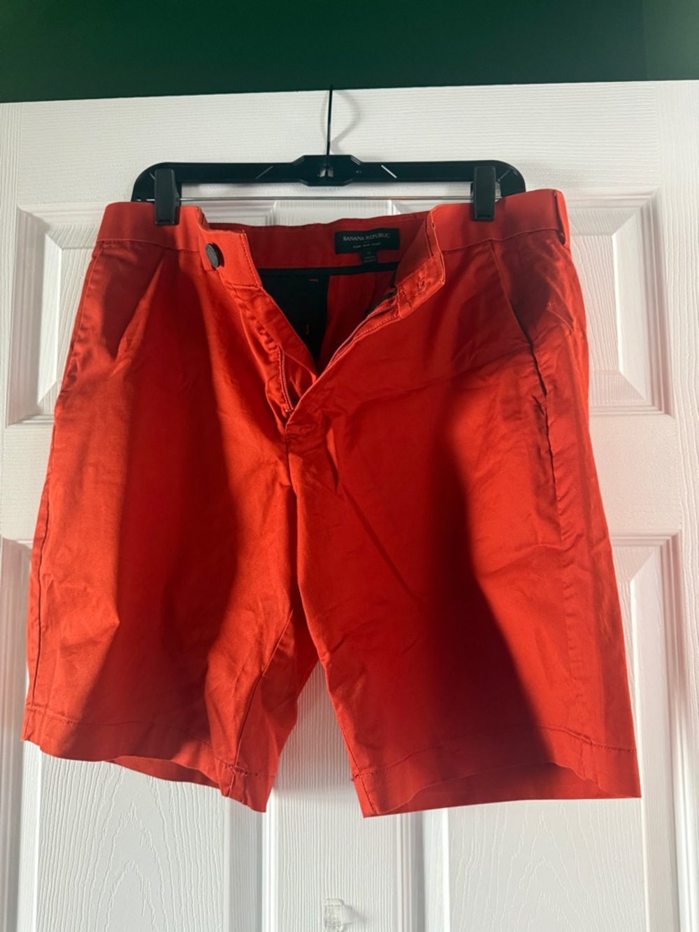 Banana Republic Men's Bright Red Flat-Front Shorts